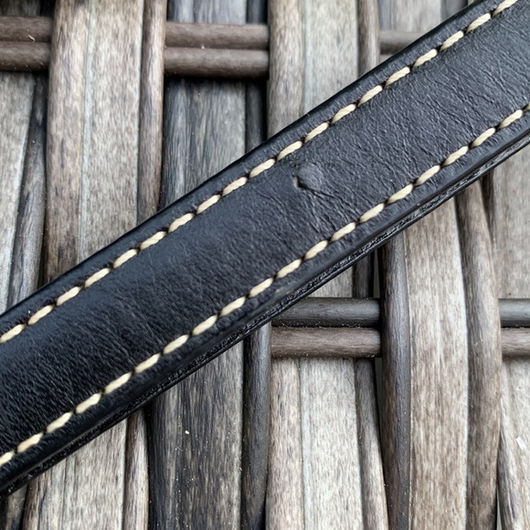 VINTAGE DOONEY & BOURKE Signature Jacquard and Black Leather Wristlet - Picture 12 of 14